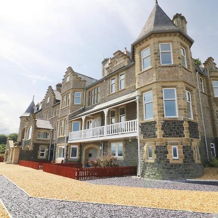 On The Straits Villa Menai Bridge Exterior photo